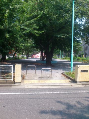 病院　明神町公園（病院）まで330m