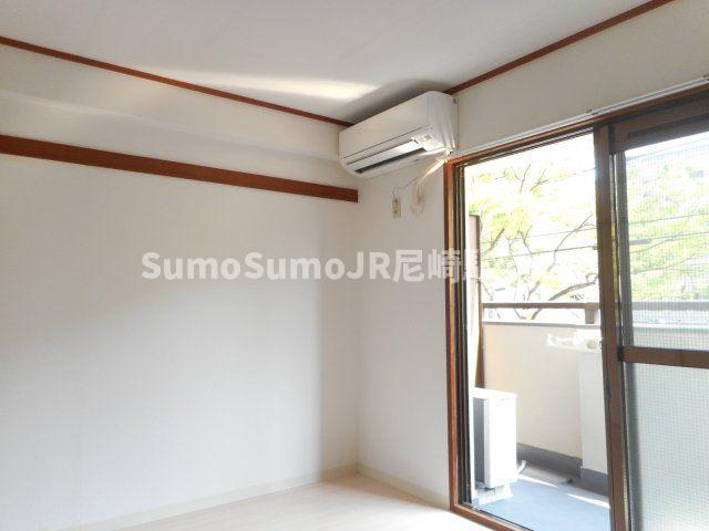 居室・リビング　使いやすい居間です