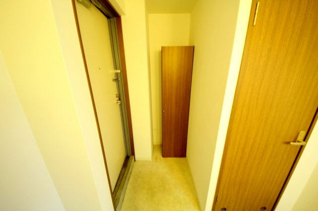 玄関　プレジール福島