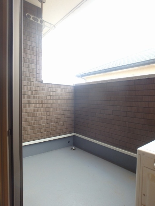 バルコニー　図面と現状に相違がある場合には現状を優先