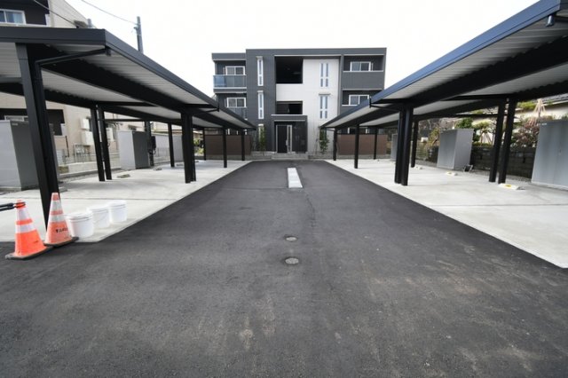 駐車場　駐車スペースもあります