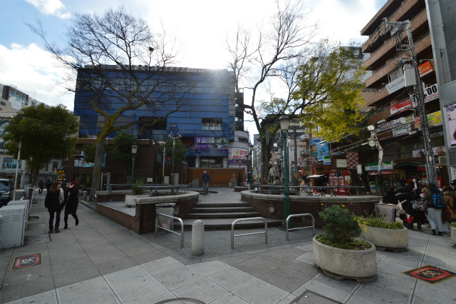 公園　三角公園（公園）まで850m