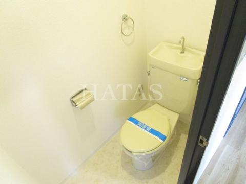 トイレ　同物件別部屋です。