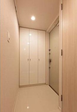 玄関　同タイプ部屋　参考写真