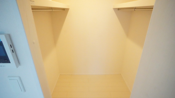 収納　ウォークインクローゼット