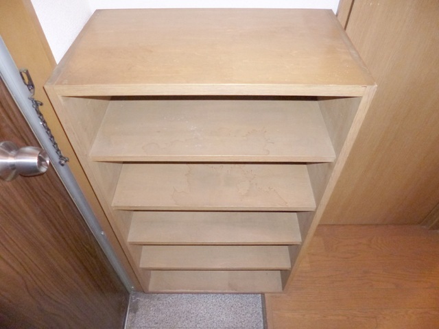 収納　下駄箱あります。