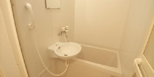 バス・シャワールーム　設備・使用は号室により異なる為、現況を優先致します。