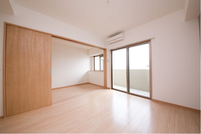 居室・リビング　リビング※別号室参考写真