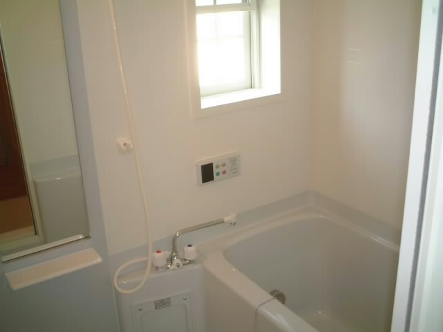 バス・シャワールーム　日々の疲れを癒すお風呂付です