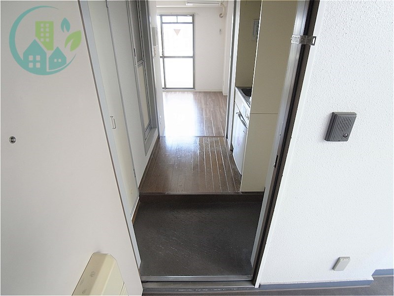 玄関　サムティ灘駅前