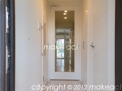 玄関　■室内参考写真