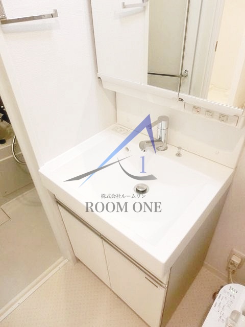 洗面設備　洗面台です。