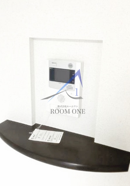 セキュリティ　モニター付きインターホンです。