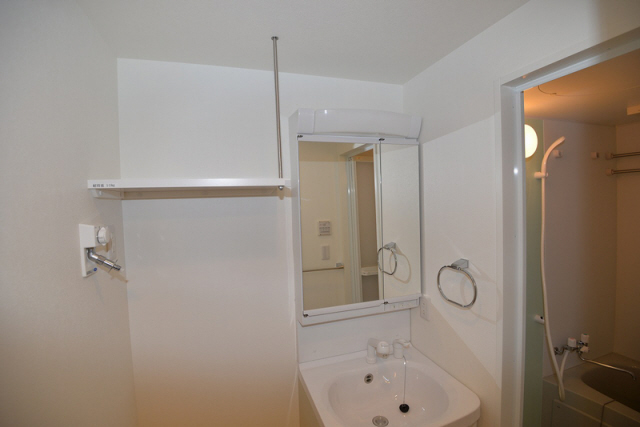 洗面設備　洗面所です