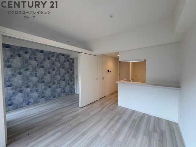 居室・リビング　エアコン付きで快適に過ごせます♪