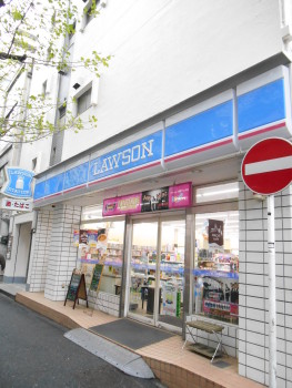 コンビニ　ローソン不老町店（コンビニ）まで125m