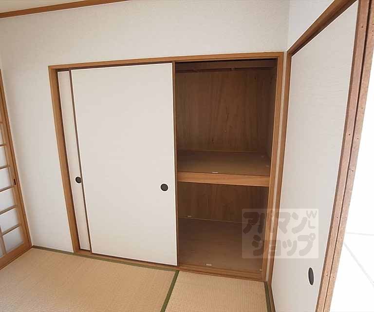 収納　和室の押入れ部分