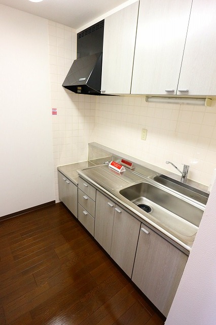 キッチン　※他部屋参考写真