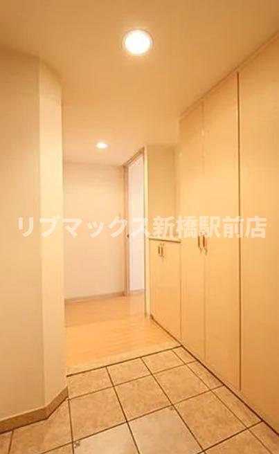 玄関　モデルルームの写真です