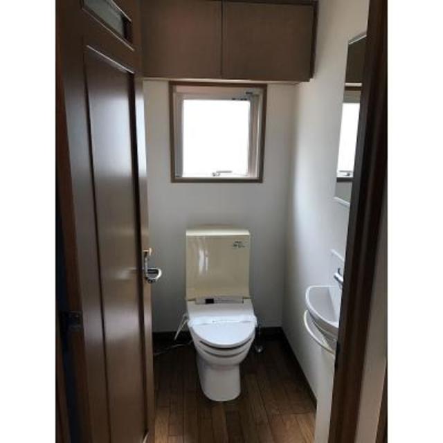 トイレ　※写真は同タイプ住戸です。