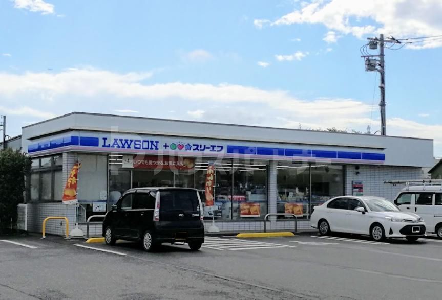 コンビニ　ローソン ＬＴＦ柏高田南店（コンビニ）まで640m