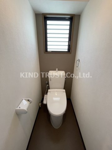 トイレ　清潔感のあるトイレです