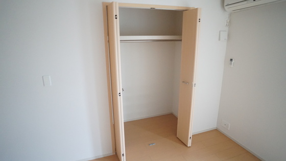収納　クローゼット