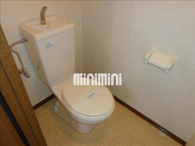 トイレ　電源付きのトイレです