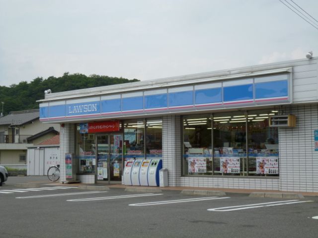 コンビニ　ローソン（コンビニ）まで590m