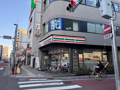 コンビニ　セブンイレブン 東日暮里4丁目店（コンビニ）まで262m