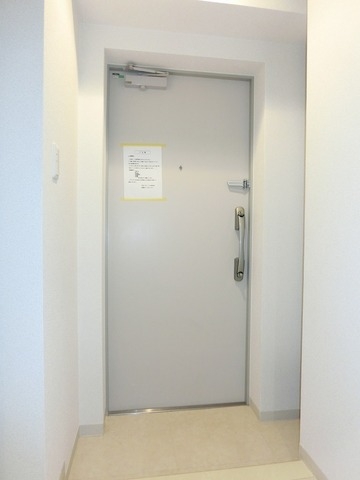 玄関　弊社は都内全域の物件が仲介手数料最大無料でご紹介可能です！