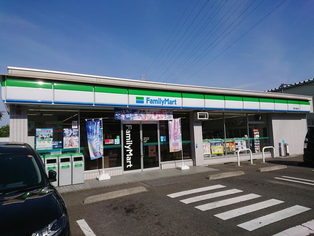 コンビニ　ファミリーマート 港北大倉山店（コンビニ）まで2229m