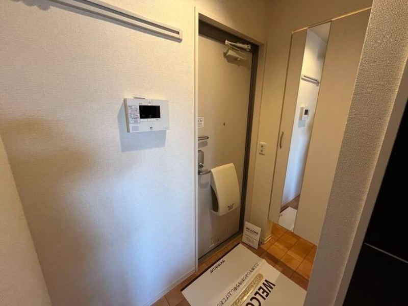 玄関　図面と現状に相違がある場合には現状を優先