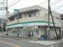 コンビニ　ファミリーマート（コンビニ）まで105m