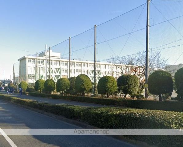 中学校　藤沢市立高浜中学校（中学校）まで471m