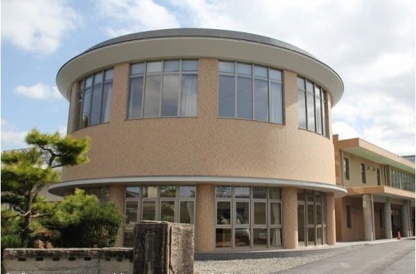 小学校　鯖江市豊小学校（小学校）まで750m