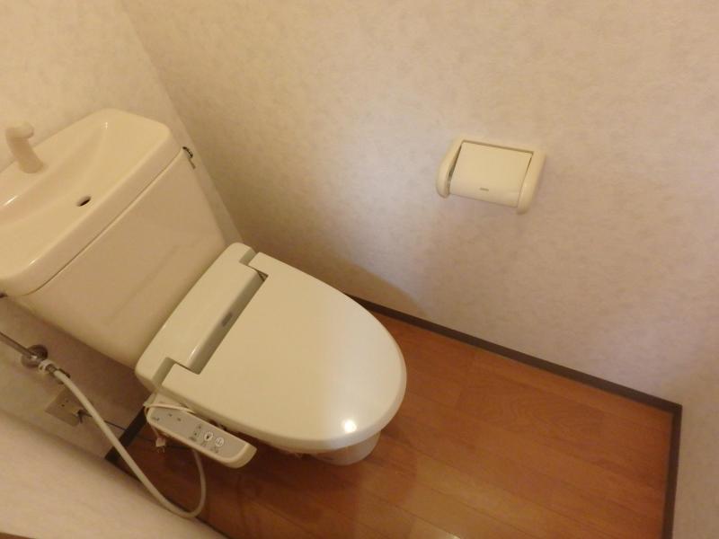 【米沢市西大通のアパートのトイレ】