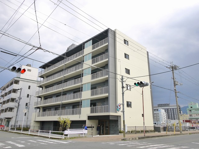 桜井市大字川合のマンションの建物外観