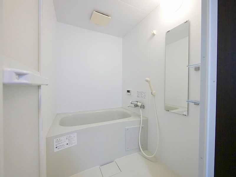 バス・シャワールーム　浴槽、洗い場ともにゆったりとしたバスルーム♪