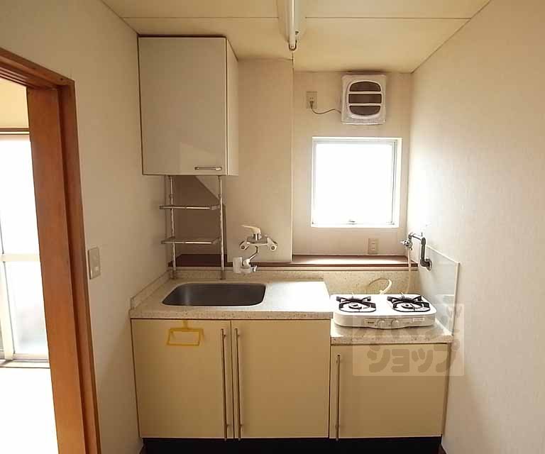 キッチン　二口ガスコンロです。