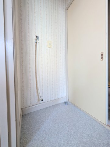 その他設備　【洗濯機置き場】洗濯機置き場は室内にございます。大きいサイズ