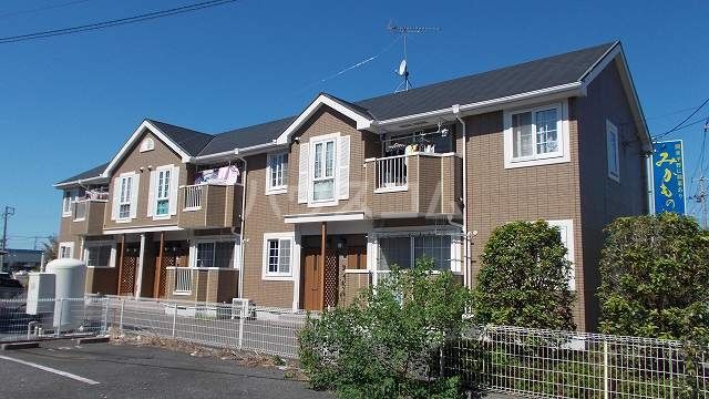 桜川市明日香のアパートの建物外観