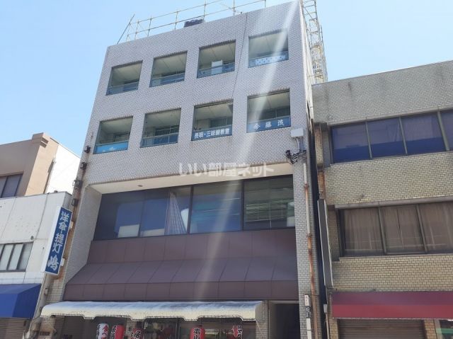 和歌山市本町のマンションの建物外観