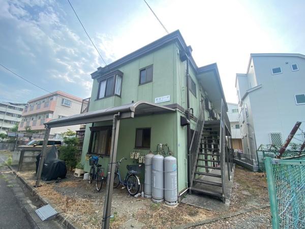 川崎市多摩区菅のアパートの建物外観