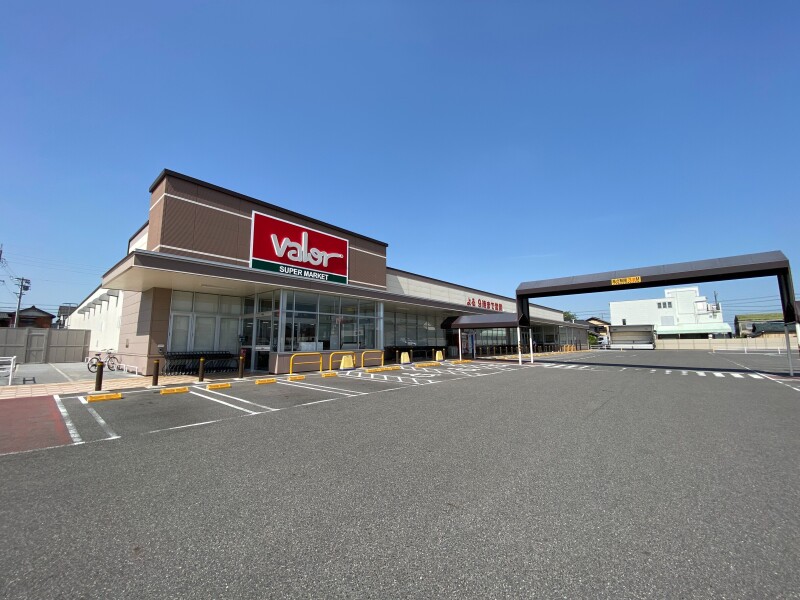 【碧南市堀方町のアパートのスーパー】