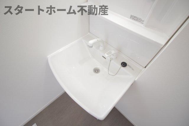 【カオス藍住Cの洗面設備】