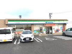 コンビニ　ファミリーマート稲沢子生和神明町店（コンビニ）まで1029m