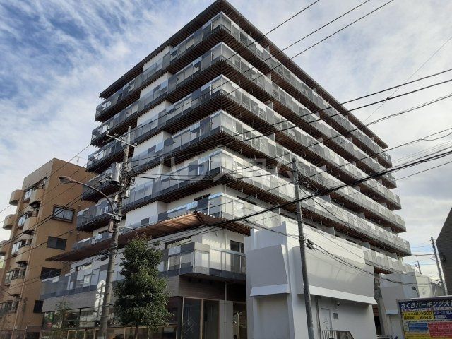 【KOENJI　Crossoverの建物外観】