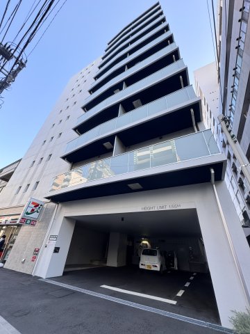 【横浜市南区浦舟町のマンションの建物外観】