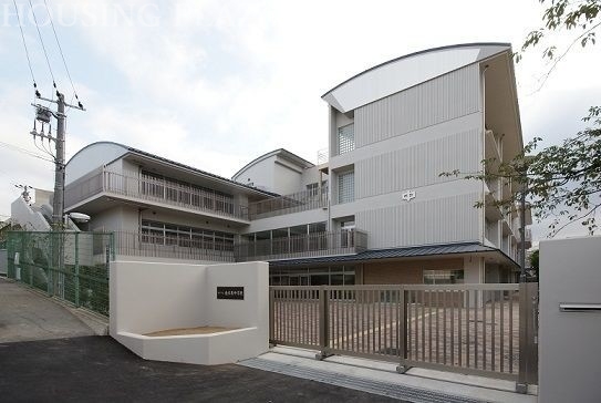 【神戸市垂水区城が山のマンションの中学校】